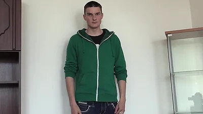 Czech Hunter - Young Amateur Decides to Deepthroat Cock for Pay