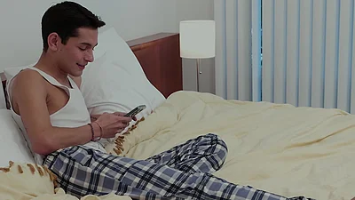 FunSizeBoys - Guy Spencer meets rims and fucks hot twink Damien Grey