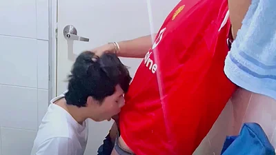Hetero Athlete Takes off the Condom Without Me Noticing and Cums in My Anus. Creampie Latino