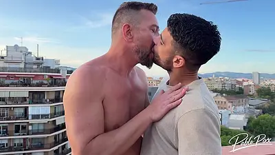 Italian Muscle Top Pablo Pixx Destroys Tight Ass in Sagrada Familia Apartment - Rough Bareback