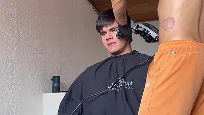 The barber who turns out to be failing the customer